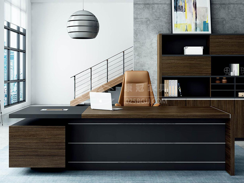 闆式(shi)經(jing)理(li)槕(zhuo)-07