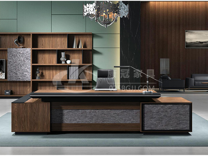 闆式經(jing)理槕(zhuo)-03