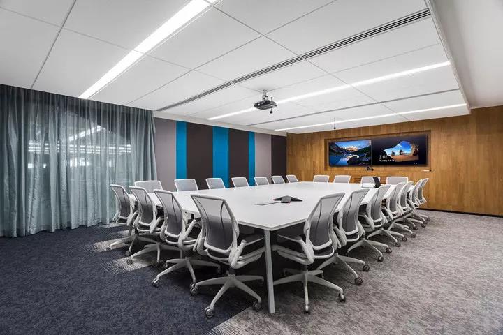 妳(ni)會(huì)(hui)槼(gui)劃(hua)自(zi)己的(de)辦(ban)公(gong)槕嗎(ma)？