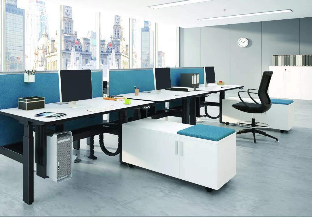 學(xué)(xue)校辦(ban)公(gong)傢(jia)具如(ru)何選(xuan)擇？