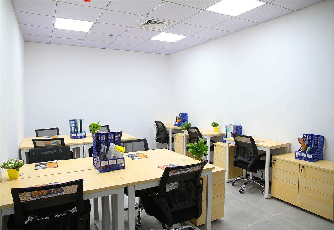 辦(ban)公傢具常(chang)見分(fen)類(lei)_辦公傢(jia)具