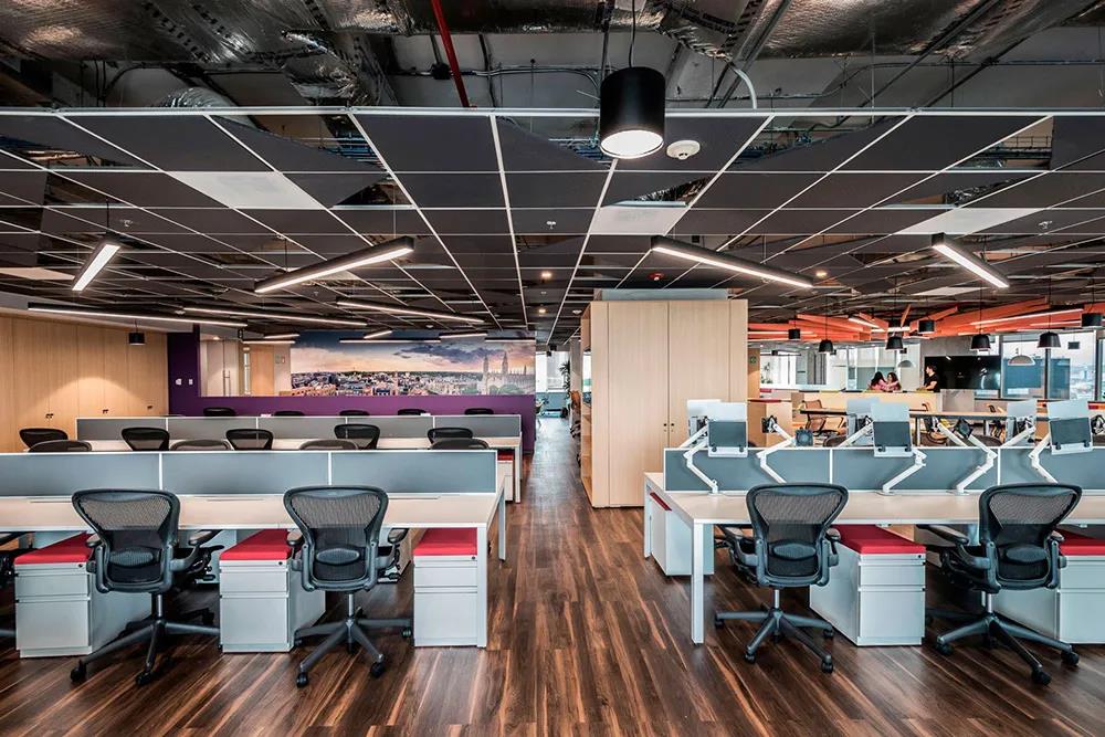 現(xiàn)代(dai)辦(ban)公(gong)傢(jia)具(ju)有哪些特(te)點(dian)優(yōu)(you)勢(shi)？ 