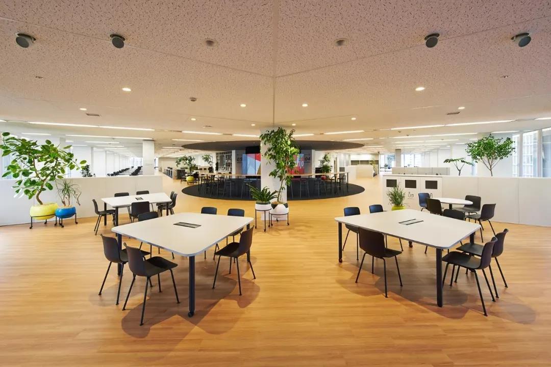 辦(ban)公傢(jia)具材質(zhì)的(de)好壞妳知(zhi)道多(duo)少(shao)？